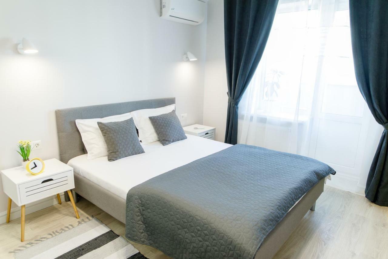 Apart-Hotel "Lavina" Sumy Exterior photo